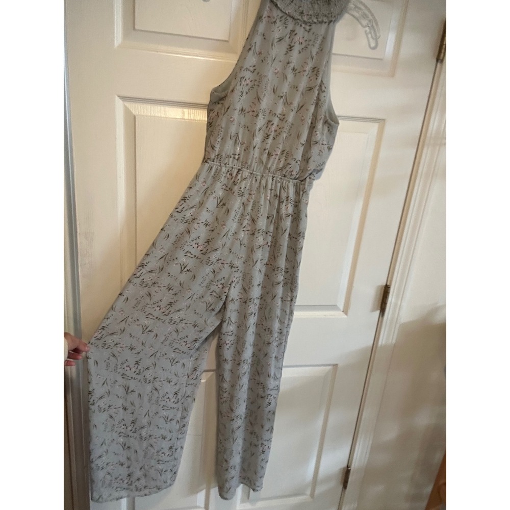 Wife Leg Jumpsuit She + Sky Floral Halter Neck Sage Green Ruffle High Neck M